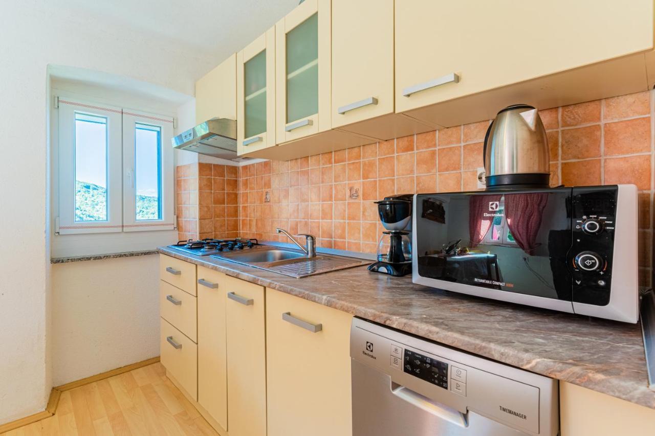Valun1 Appartement *