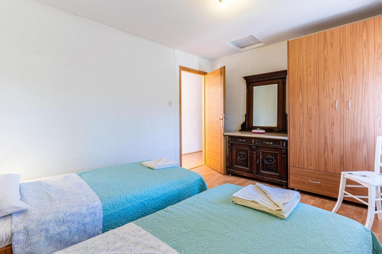 Valun1 Appartement *