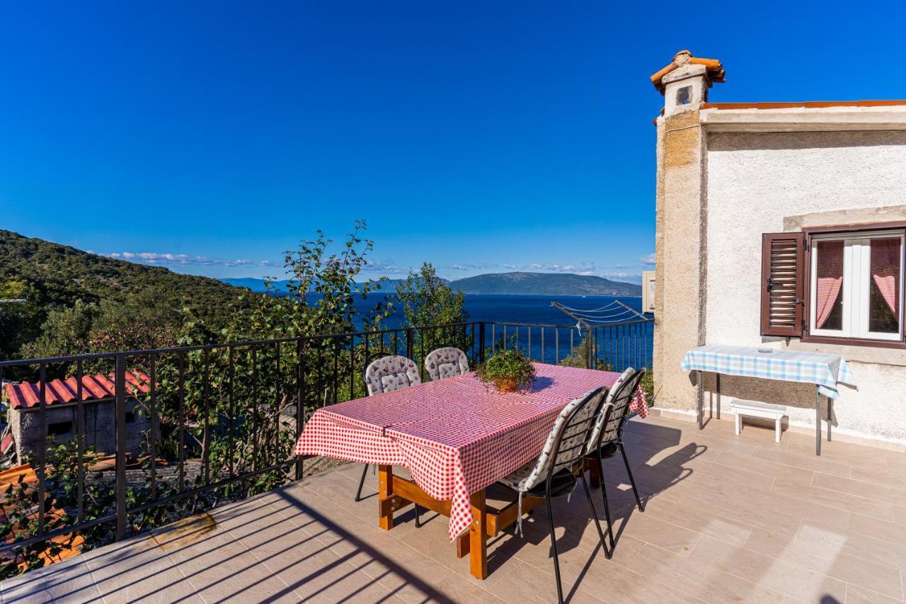 Valun1 Appartement *
