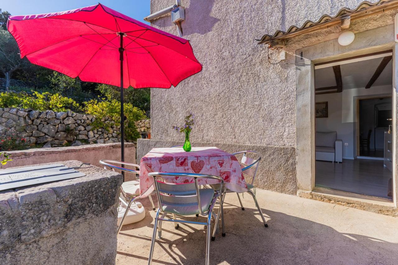 Valun1 Appartement *